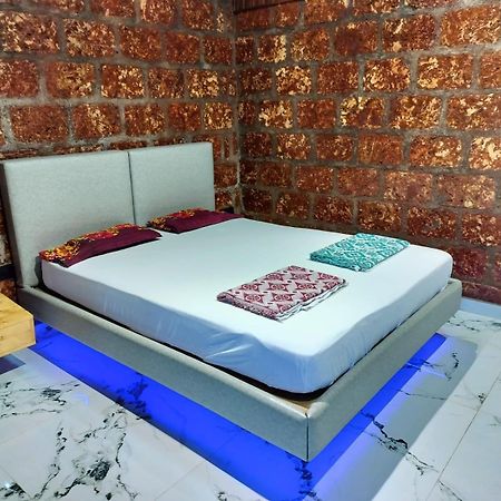 Saka Kadams Home Stay Guhāgar Dış mekan fotoğraf
