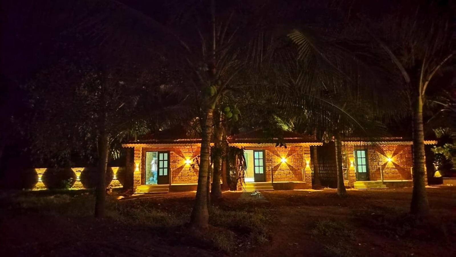 Saka Kadams Home Stay Guhāgar Dış mekan fotoğraf