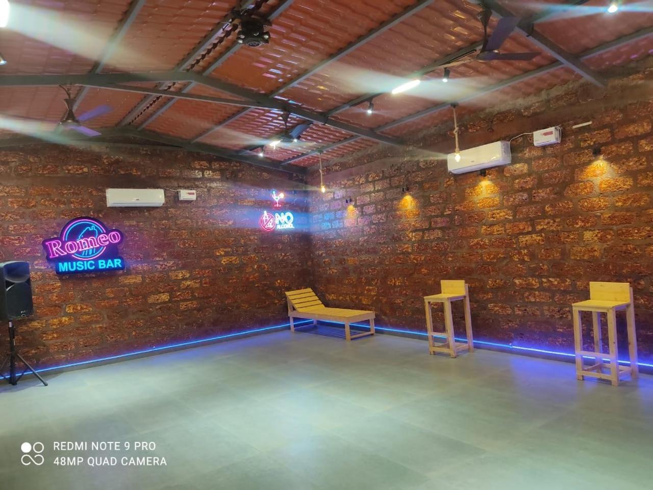 Saka Kadams Home Stay Guhāgar Dış mekan fotoğraf
