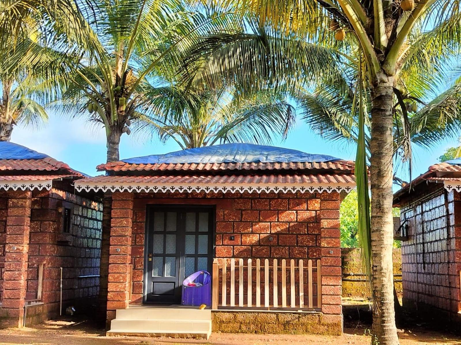 Saka Kadams Home Stay Guhāgar Dış mekan fotoğraf