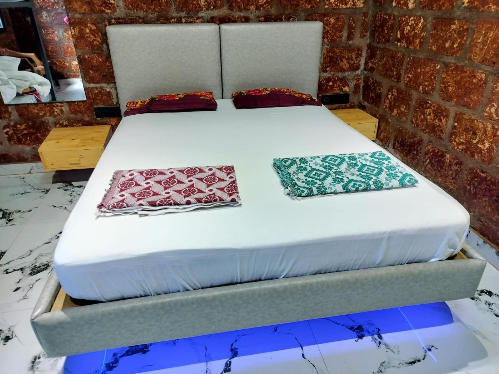 Saka Kadams Home Stay Guhāgar Dış mekan fotoğraf